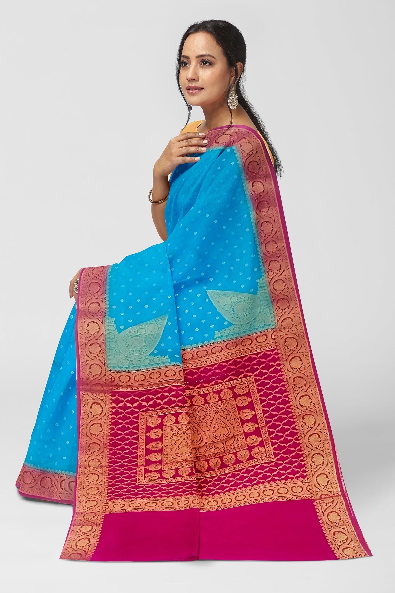 Banarasi Saree : Soft & Heavy Gergette Silk Saree  (Turquoise Blue)